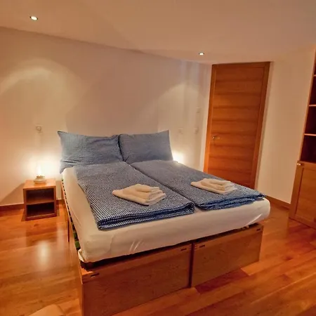 Casa D'amore, Lyskamm *